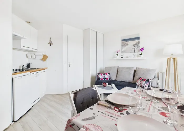 - Balcon Avec Vue - Piscine Chauffee Apartment Guerande